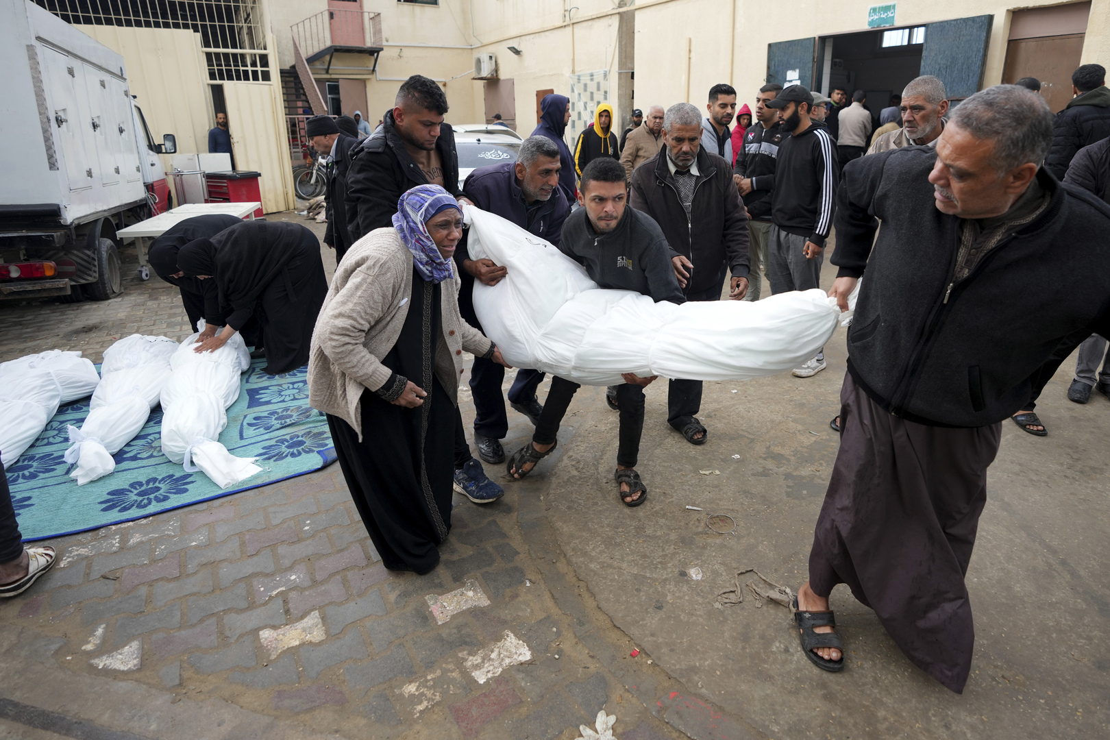 حسام شاكر: أوروبا غير جادة بوقف الإبادة الجماعية في غزة