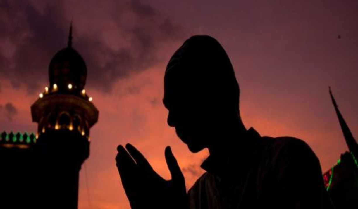 موعد ليلة القدر – علاماتها وأفضل الأعمال فيها
