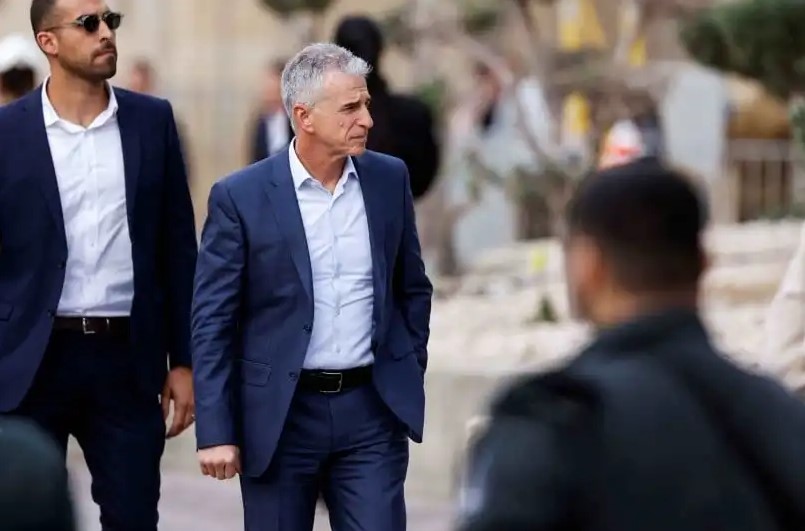 وفد الاحتلال يغادر القاهرة بعد خلافات مع نتنياهو