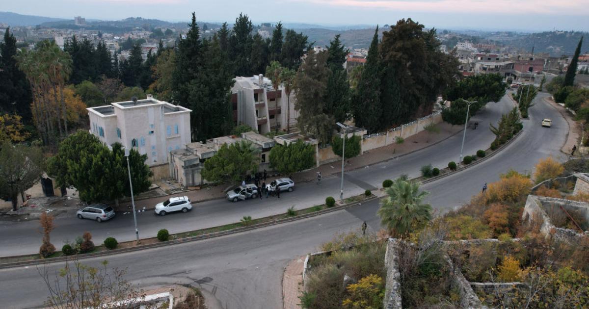 فلول الاسد تعربد بريف القرداحة – شاهد