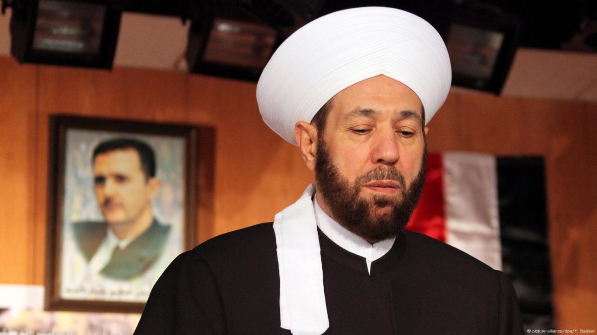 بعد القبض على أحمد حسون.. ماذا قال مفتي البراميل عن بشار الأسد؟