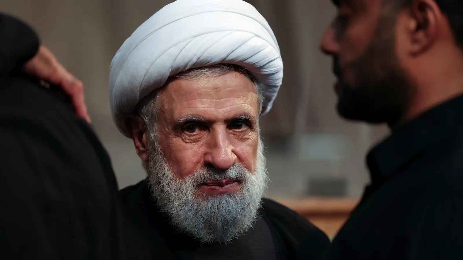 حزب الله يرفض تسليم سلاحه للدولة اللبنانية