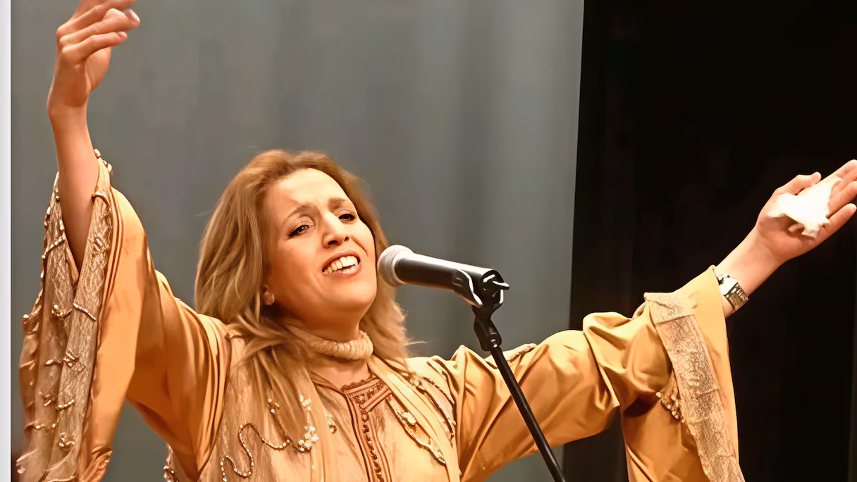وفاة الفنانة المغربية نعيمة سميح