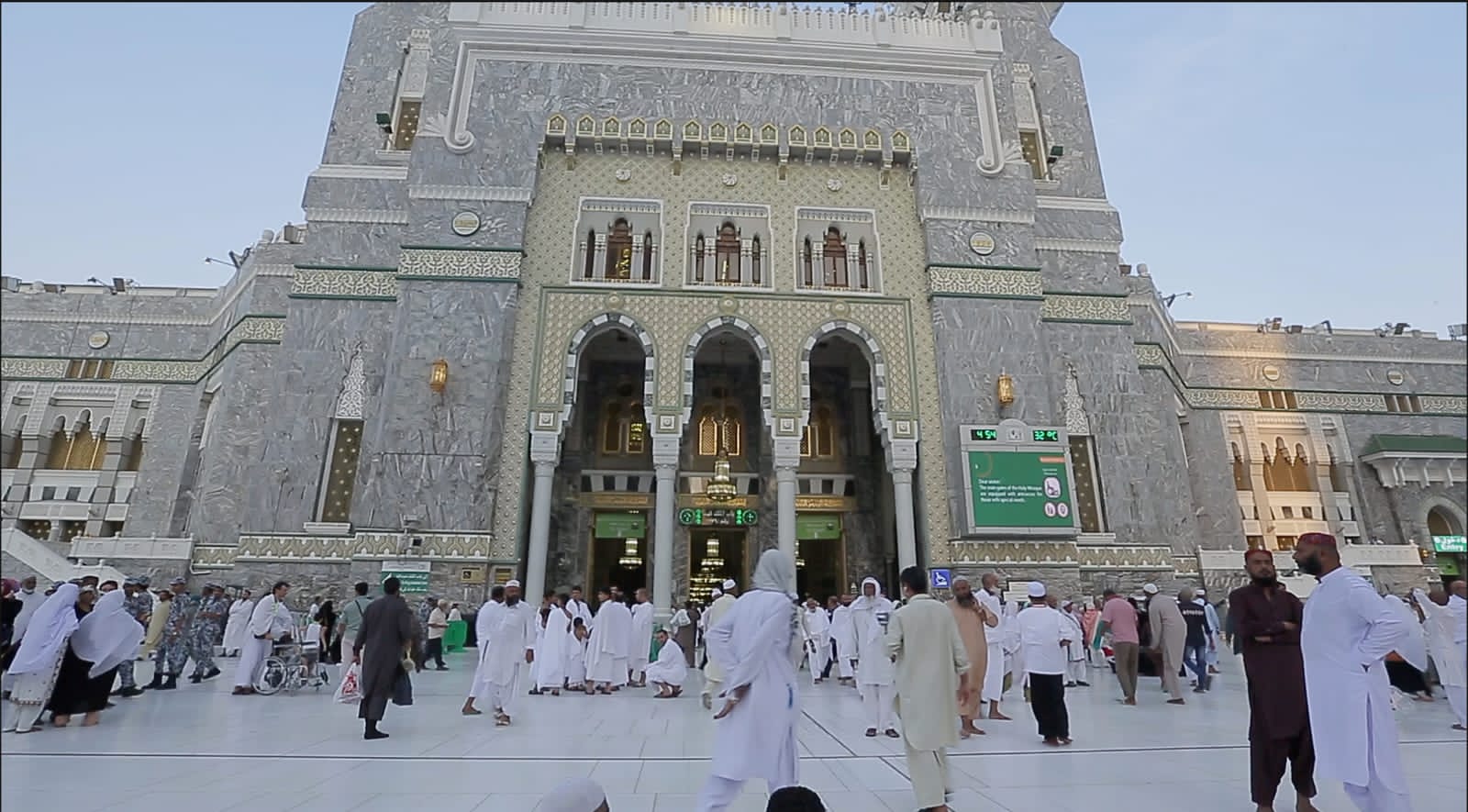 السعودية: لا حسابات باسم أئمة وخطباء الحرمين علي مواقع التواصل