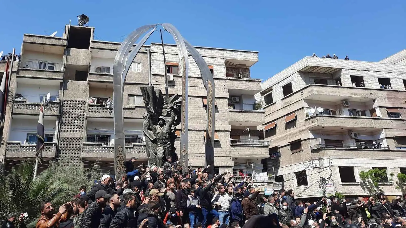 سوريا : مظاهرة مناهضة للسلطات الجديدة في جرمانا – فيديو