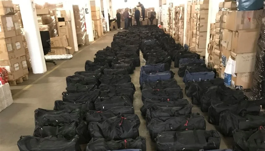 حقائب معبأة بالكوكايين ضبطتها الشرطة الألمانية في عملية سابقة لإحباط تهريب المخدرات