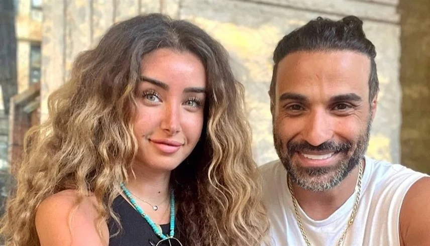 أحمد فهمي ينشر فيديو برفقة هنا الزاهد ويحذفه