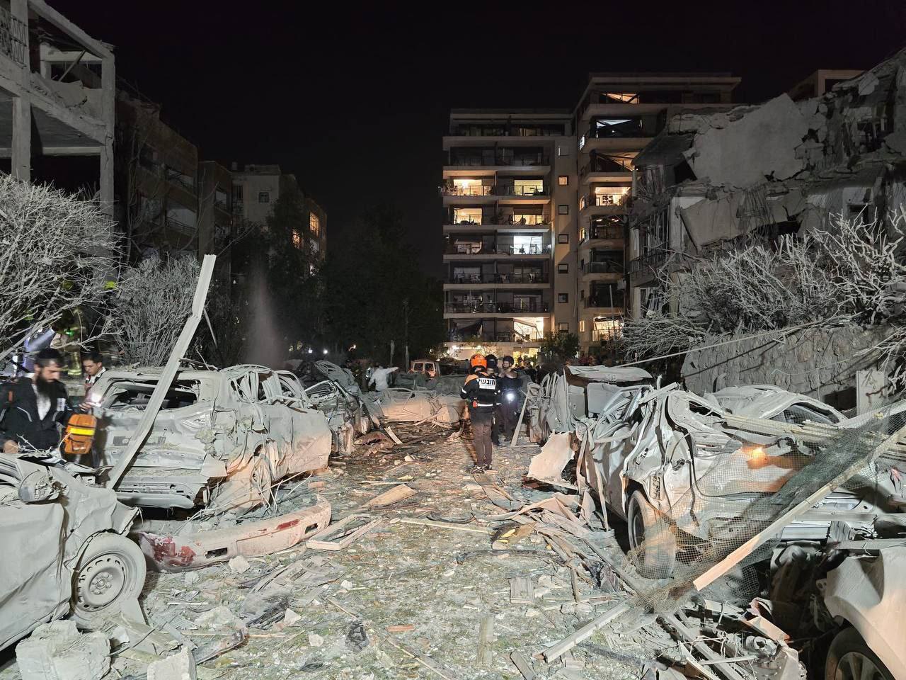 الصحة الإيرانية: مقتل 627 شخصا وإصابة 4935 جراء العدوان الإسرائيلي