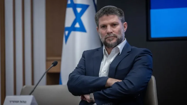 سموتريتش يدعو لحرب استباقية بالضفة و حل السلطة الفلسطينية