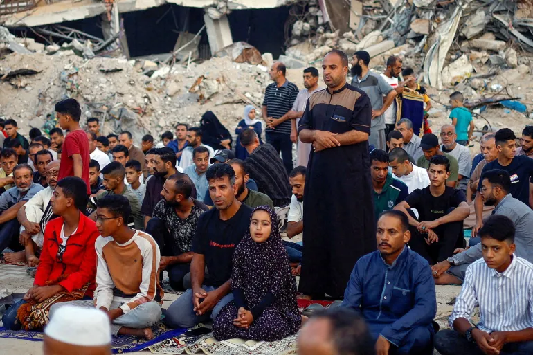 تضامناً مع غزة – دعواتٌ لعدم إبداء مظاهر الفرح في عيد الأضحى