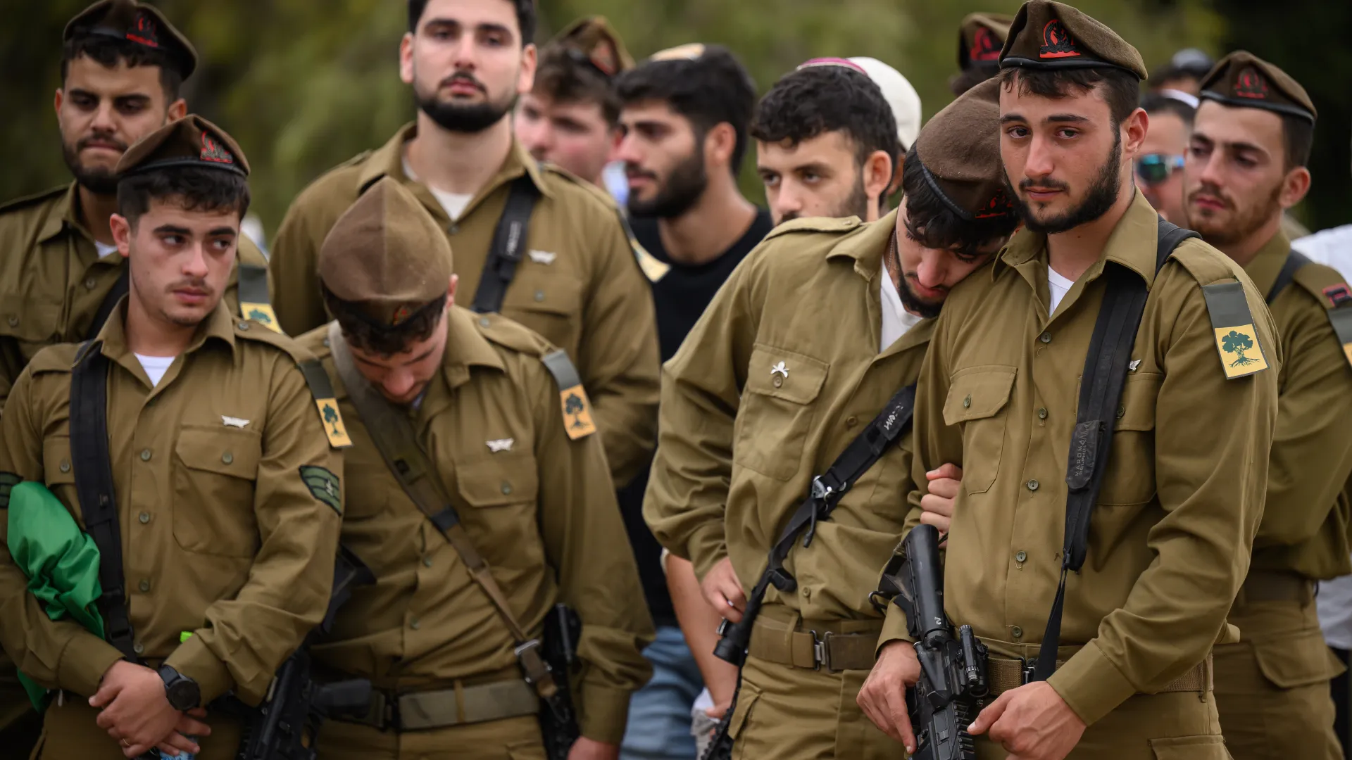 انتحار جندي إسرائيلي كان ينقل جثث القتلى