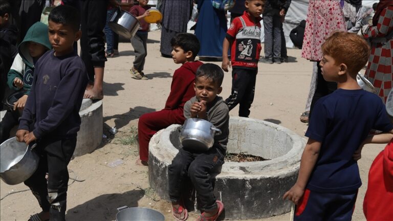 الأغذية العالمي يوقف المساعدات لنصف مليون شخص في غزة