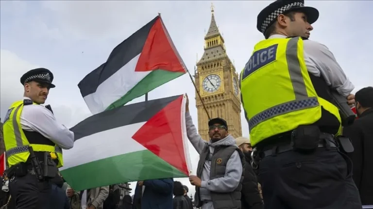 ربع مليون بريطاني يطالبون حكومتهم بعزل إسرائيل
