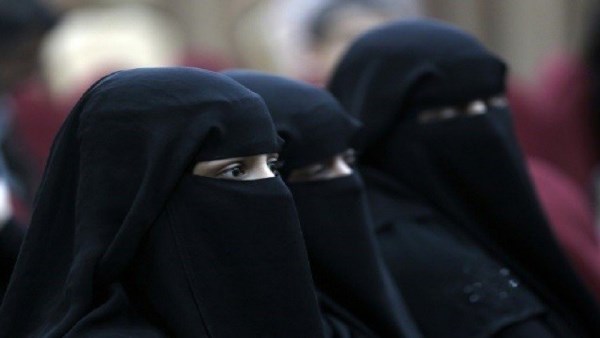 البرلمان البرتغالي يوافق على قانون يحظر أغطية الوجه