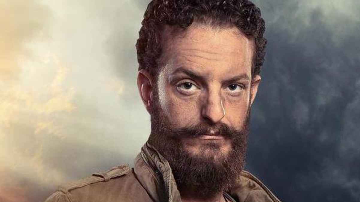 الممثل السوري أويس مخللاتي يعتنق رسمياً الدين المسيحي