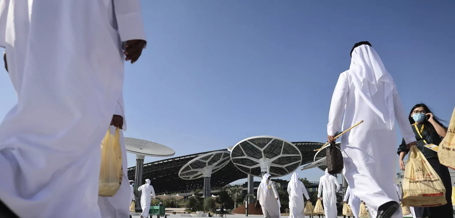 الإمارات تطالب إسرائيل والولايات المتحدة بإدارة قطاع غزة مدنيًا