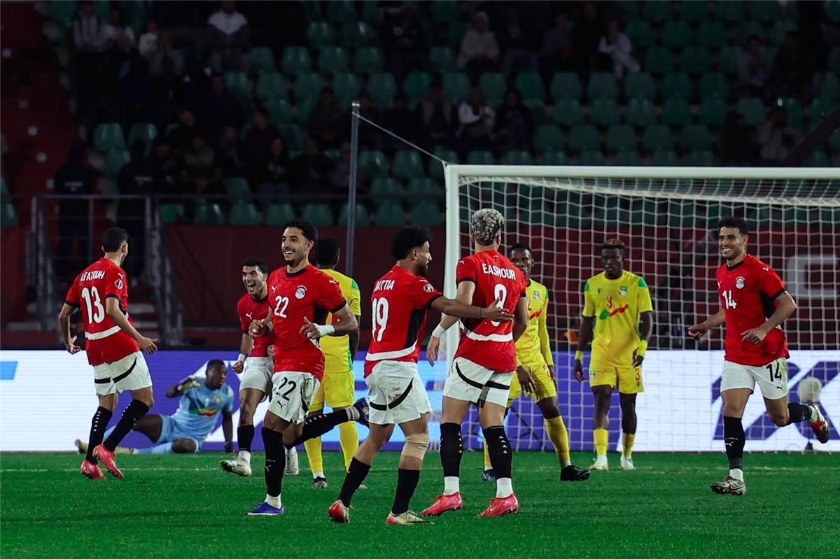 مصر تضرب بنين بثلاثية وتتأهل لربع نهائي أمم إفريقيا – شاهد