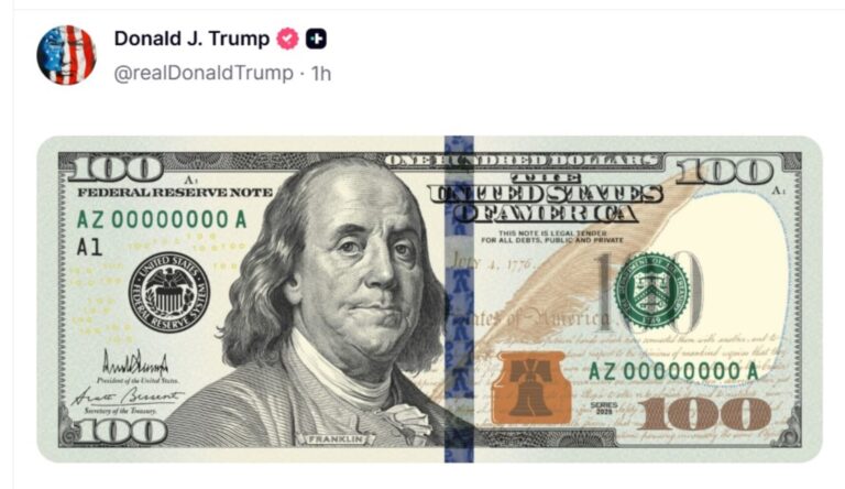 توقيع ترامب على ورقة 100 دولار.. هل فعلها رئيس أمريكي من قبل؟