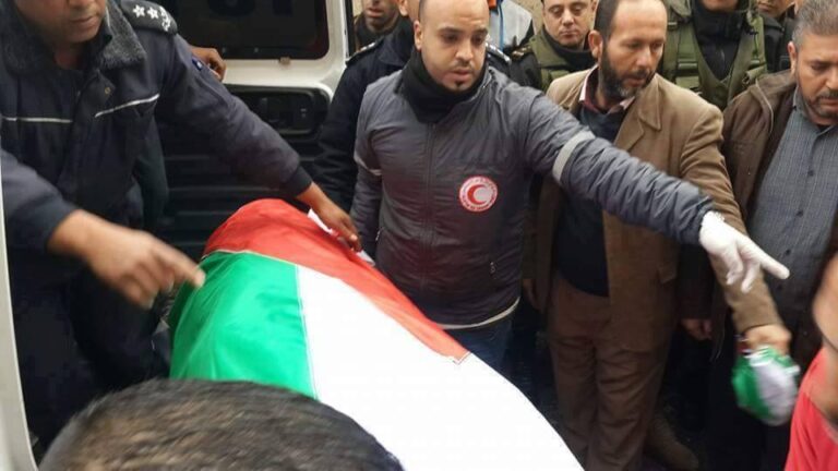 الاحتلال يسلّم جثمان شهيد بعد احتجازه لنحو أربعة أشهر