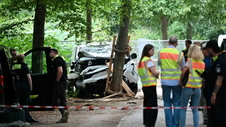 مطاردة أمنية ببرلين للقبض على المتهم بحادث دهس المثليين