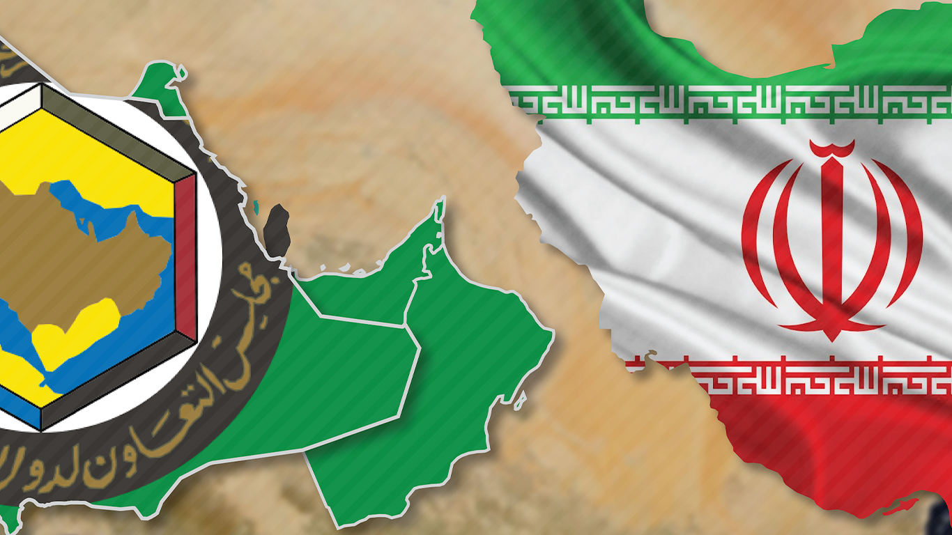 إيران لـ دول الخليج : أخلوا القواعد الأمريكية أو ستتعرضون للهجوم