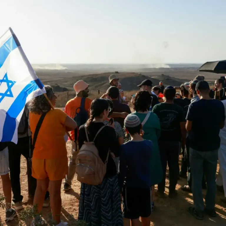 رؤساء مستوطنات الغلاف يطالبون بتجويع الغزيّين