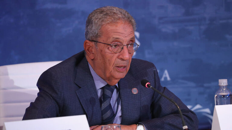 عمرو موسى ينتقد تجاهل القدرات النووية الإسرائيلية