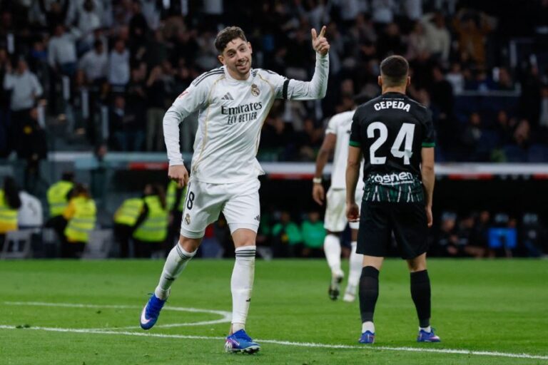 بشق الانفس – ريال مدريد ينتزع فوزًا من إلتشي – شاهد