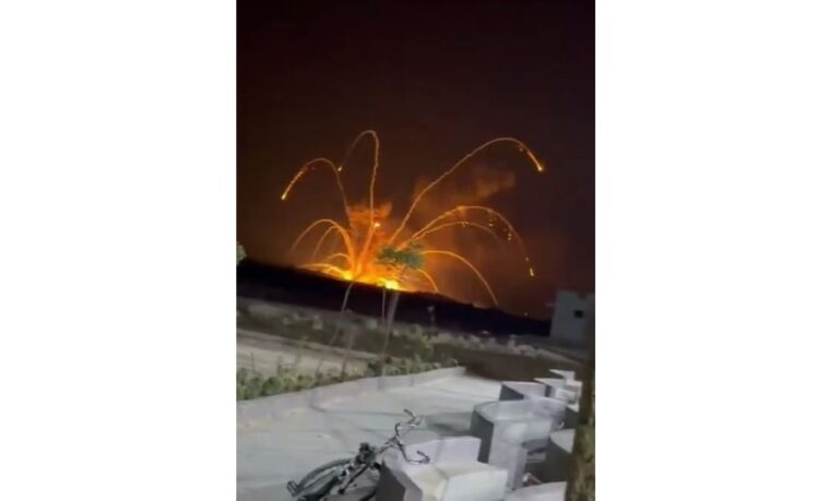 انفجارات في مستودعات ذخيرة في حلب السورية