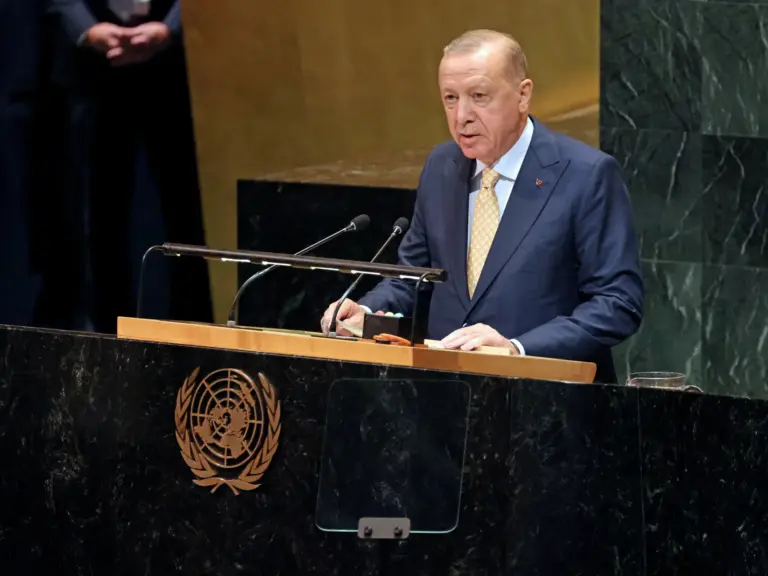 انسحاب الوفد الإسرائيلي خلال كلمة أردوغان