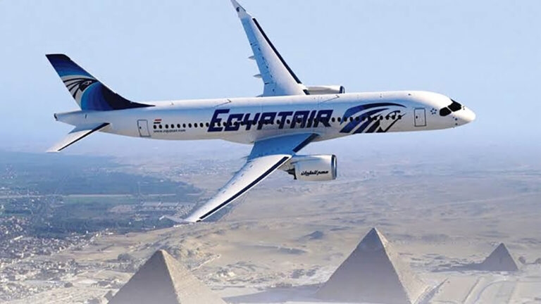 مصر للطيران تعلق رحلاتها إلى الرياض