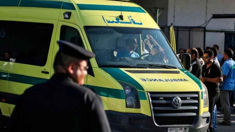 مصر : مصرع شخصين في انهيار عقار سكني