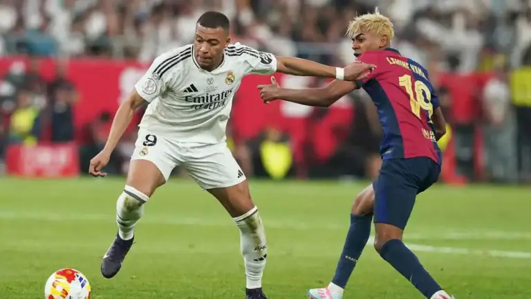 لامين يامال يسعى لتحطيم رقم كيليان مبابي في دوري أبطال أوروبا