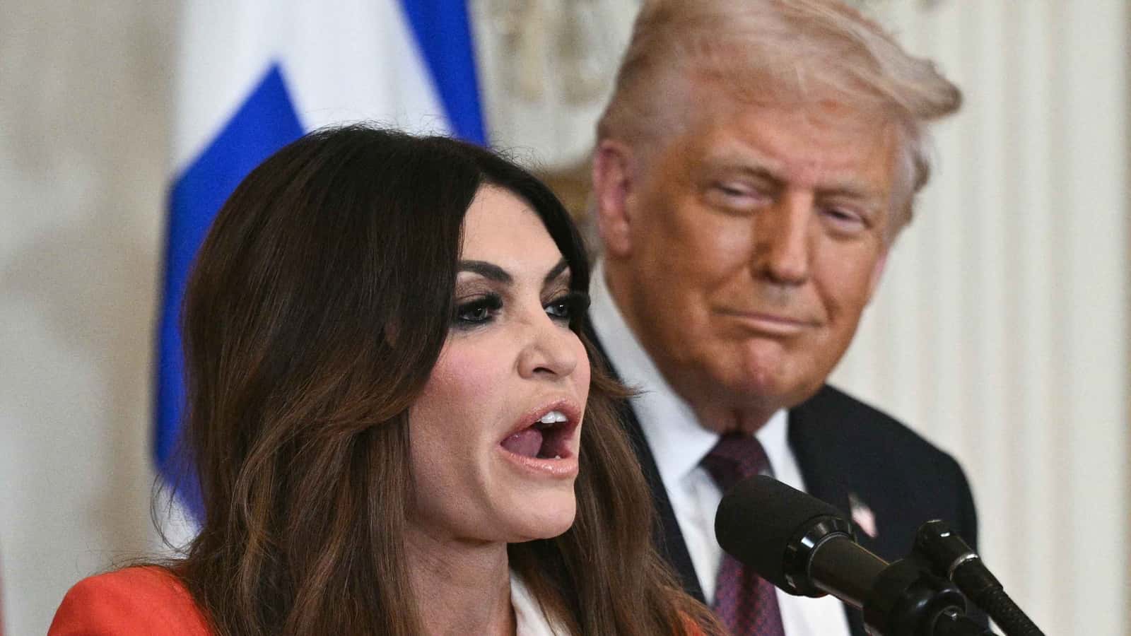 ترامب يطلب اقالة سفيرة واشنطن لدى اليونان بعد فضيحة رشوة