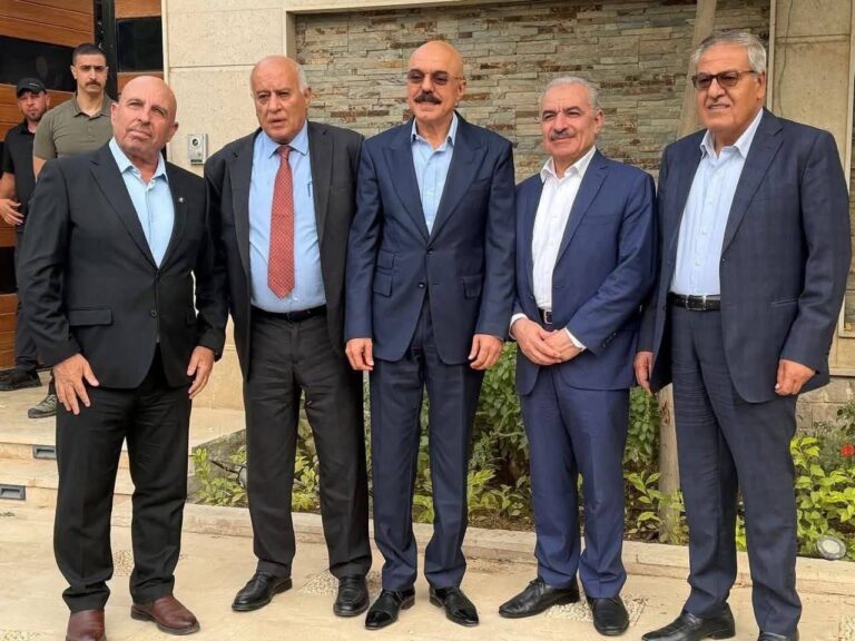 فتح وتيار الاصلاح يلتقيان في القاهرة