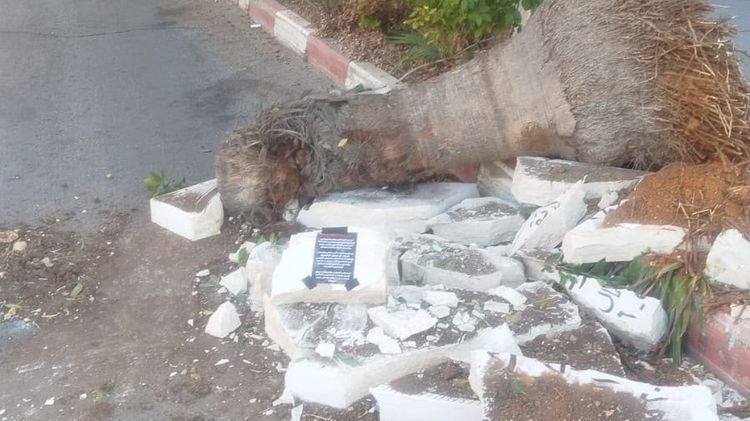الاحتلال يهدم نصب تذكارية للشهداء في نابلس